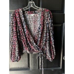 American Eagle Black Pink Cottagecore Daisy Floral Wrap Long Sleeve Blouse M
